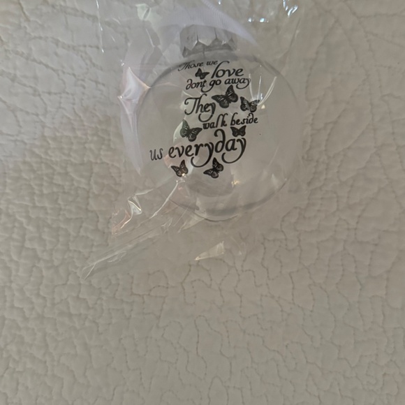 Memorial Christmas Ornament Angel Sympathy Remembrance Ball Feathers 🪽Angel NEW - Picture 16 of 16